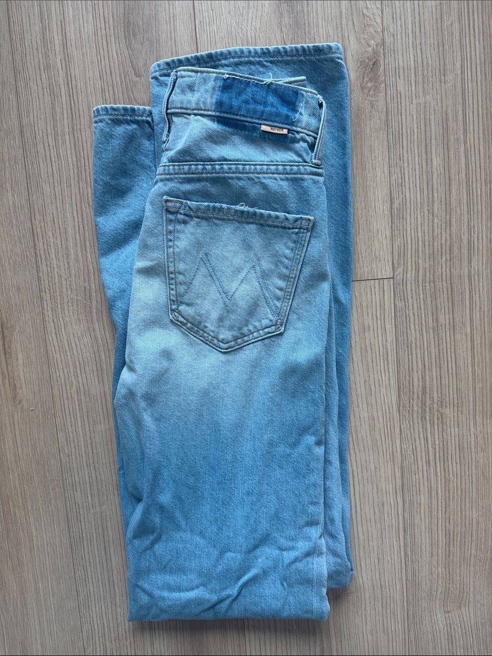 MOTHER Maven Heel Jeans Ripped Off Sz 24 Like New